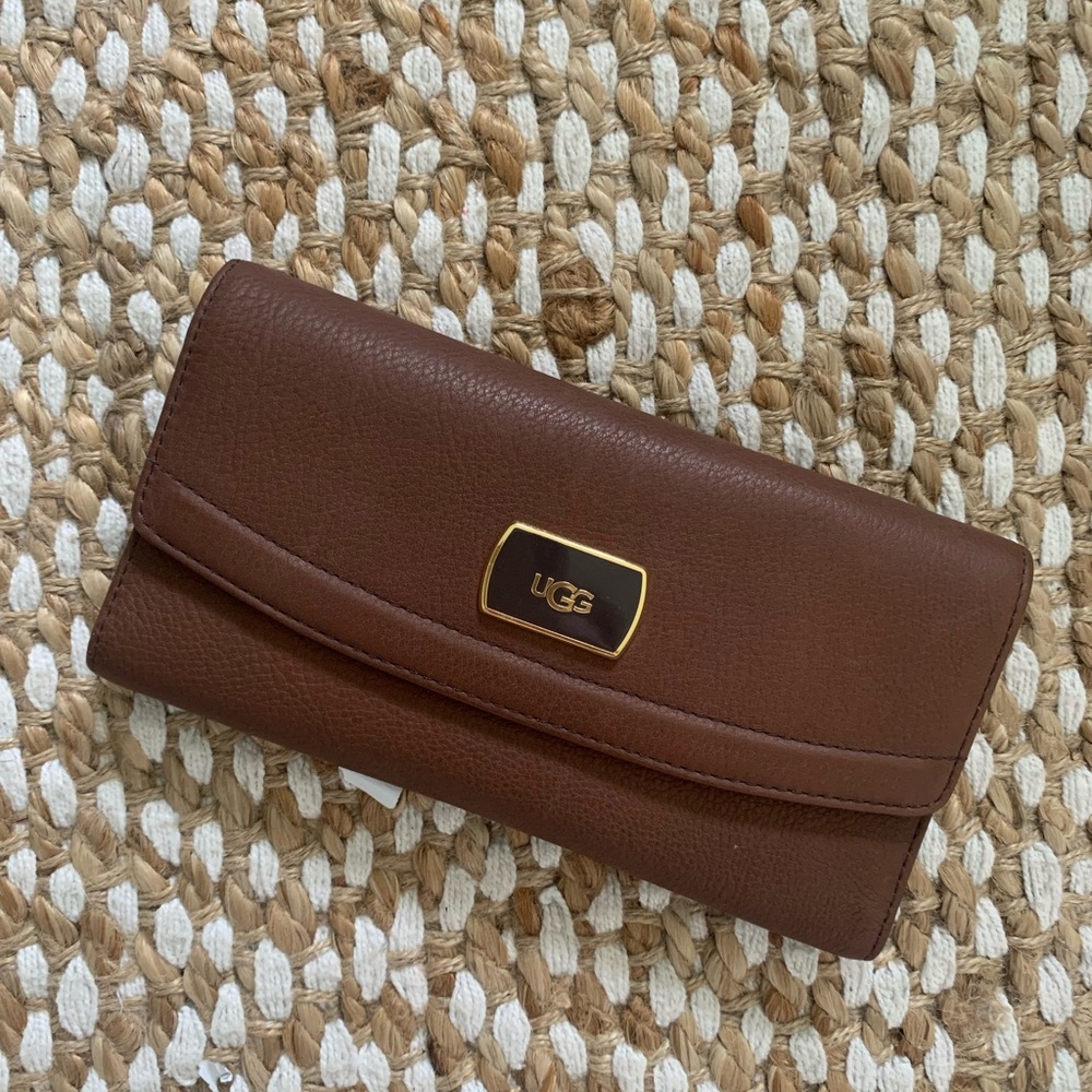 UGG brown leather wallet, new!